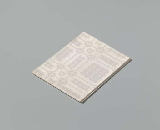 Linen napkin with pattern