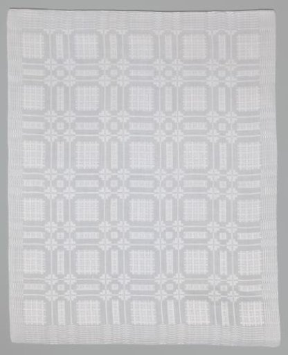 Linen napkin with pattern