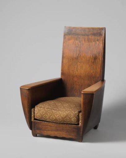 Armchair with a high backrest and upholstered in a beige fabric with a brown diamond pattern