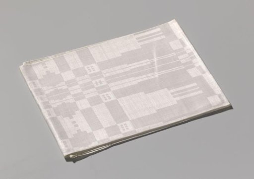 Linen napkin with pelican pattern