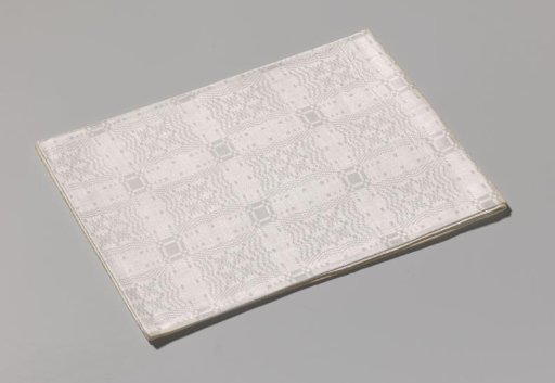 Linen napkin with pelican pattern