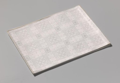 Linen napkin with pelican pattern