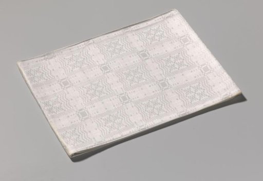 Linen napkin with pelican pattern