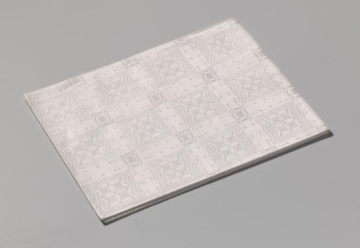 Linen napkin with pelican pattern