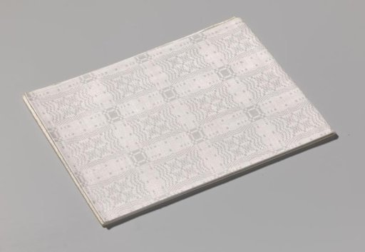 Linen napkin with pattern of peels