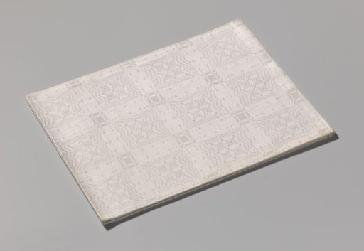 Linen napkin with pattern of peels