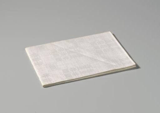 Linen napkin with pelican pattern
