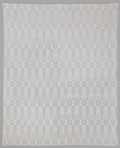 Linen napkin with pelican pattern