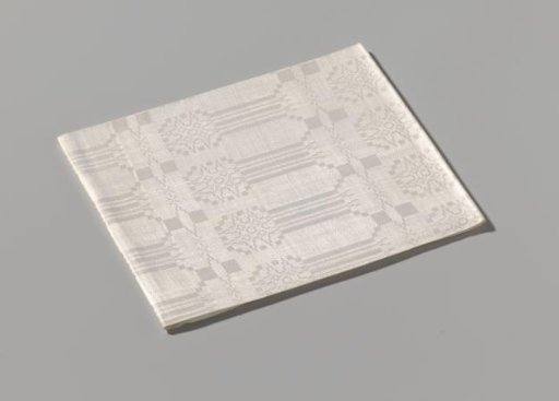 Linen napkin with pelican pattern