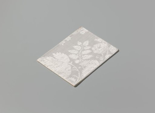 Linen damask napkin with a lace pattern