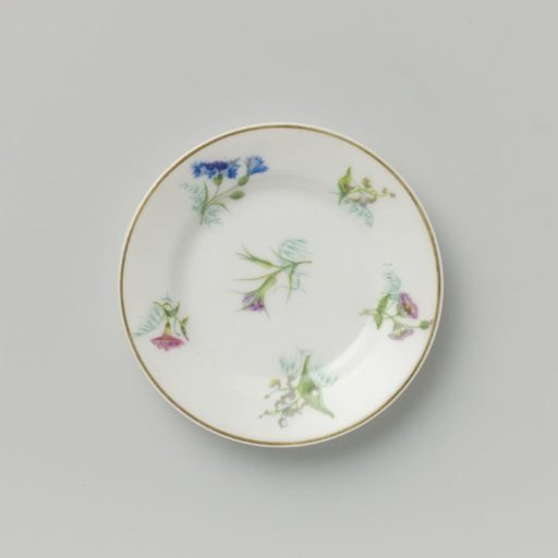 Plate with various flower sprays
