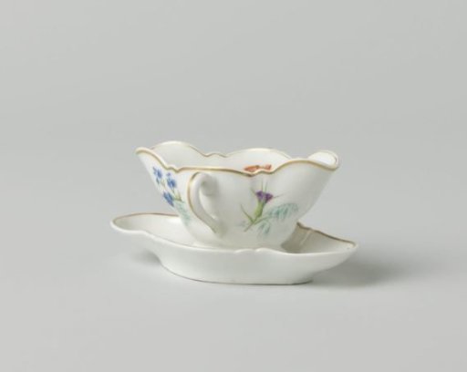 Bowl with dish with various flower sprays