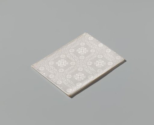 Linen napkin with peel pattern