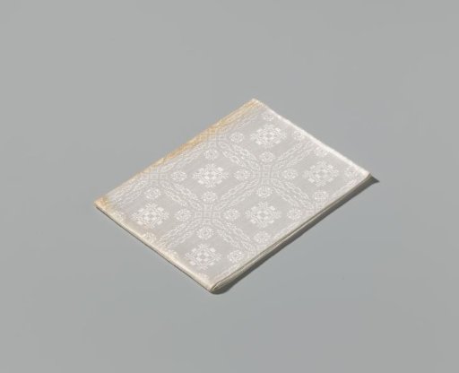 Linen napkin with a pattern of peels