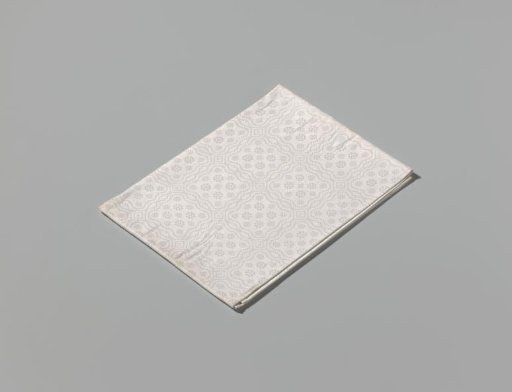 Linen napkin with pelican pattern