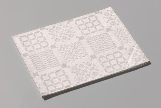 Linen napkin with pelican pattern