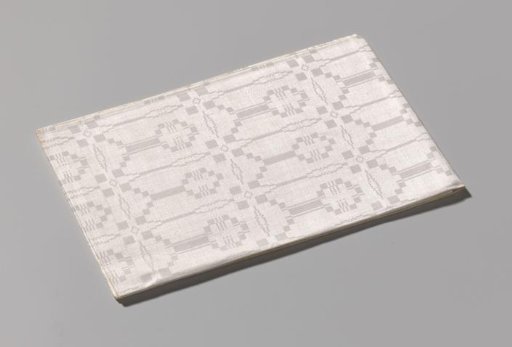 Linen napkin with pelican pattern