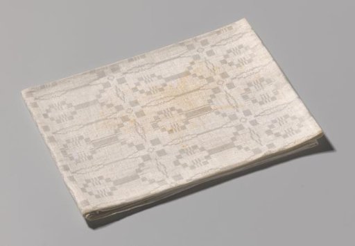 Linen napkin with peel pattern