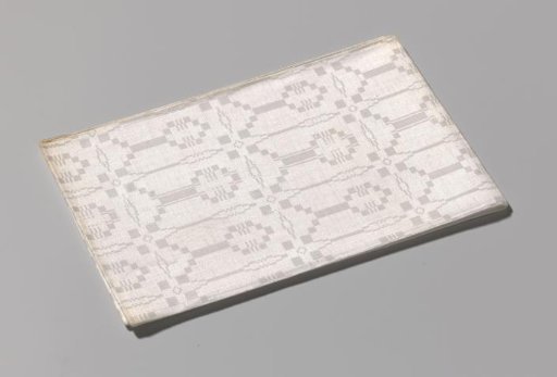 Linen napkin with pelican pattern