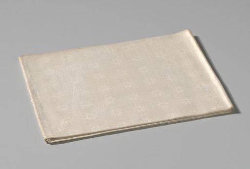 Linen napkin with pelican pattern