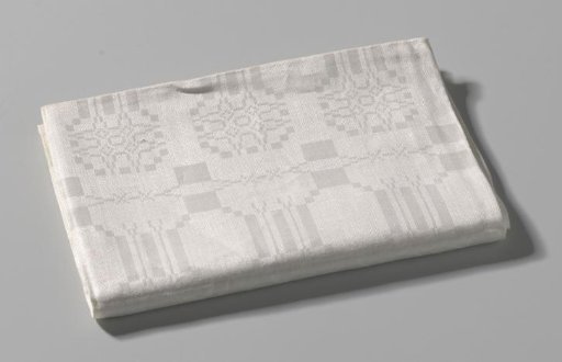 Linen napkin with peel pattern