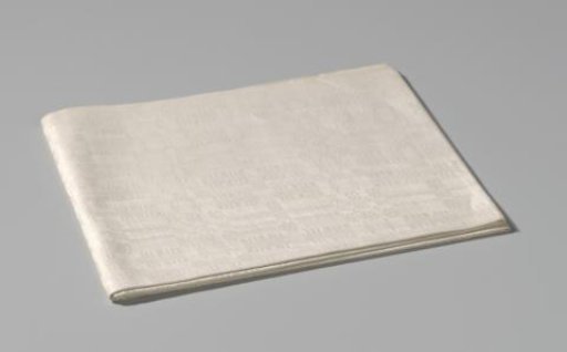 Linen napkin with pelican pattern