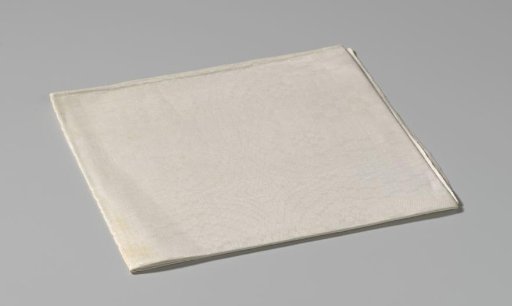 Linen napkin with a pattern of peels