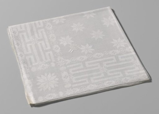 Napkin of white linen damask