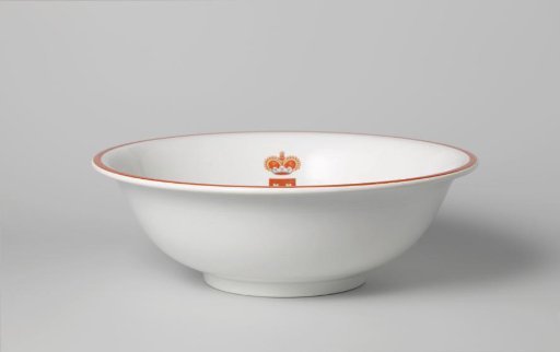 Washbasin, part of a toilet set