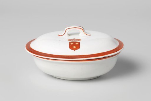 Lid of soap dish, part of a toilet set