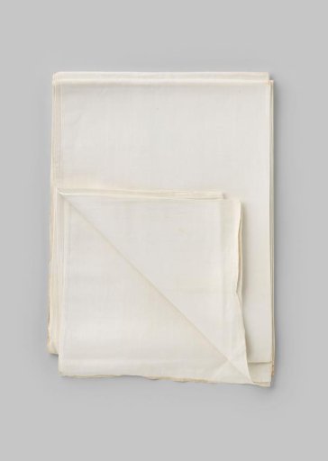 Cloth. Mark: GS and year 1729.