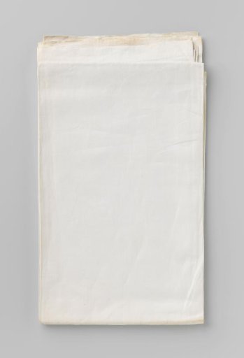 Cloth. Mark: GS 12.