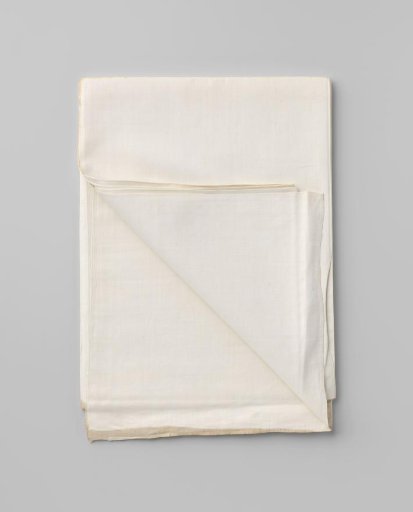 Cloth. Mark: crown WG and year 1731.
