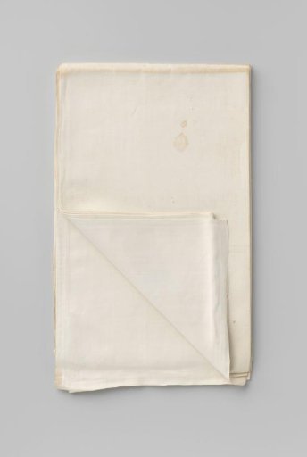 Cloth. Mark: crown WG10 and year 1738 and B.