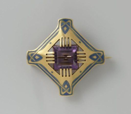 Brooch
