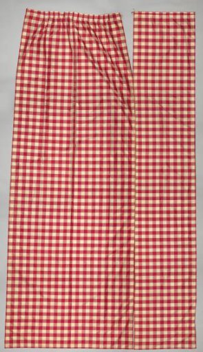 Red-and-white checkered curtain