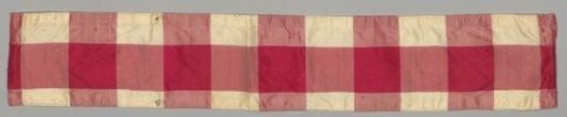 Curtain tie of red-and-white checkered silk