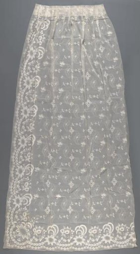 Curtain of glass batiste decorated with tulle cutwork embroidery