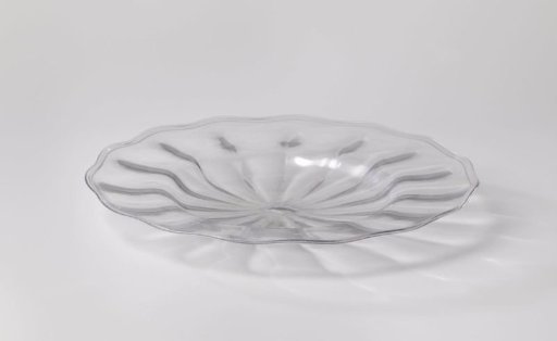 Dish with radially optically blown ribs