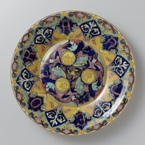Plate of earthenware, multicolored painted with vegetative ornaments and the letters ORANJE