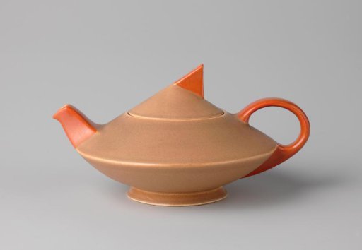 Teapot, part of a tea service
