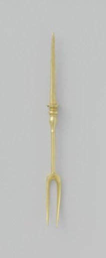 Fork with two tines; handle with a long needle tapering towards the end