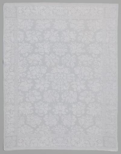 Tablecloth of white linen damask