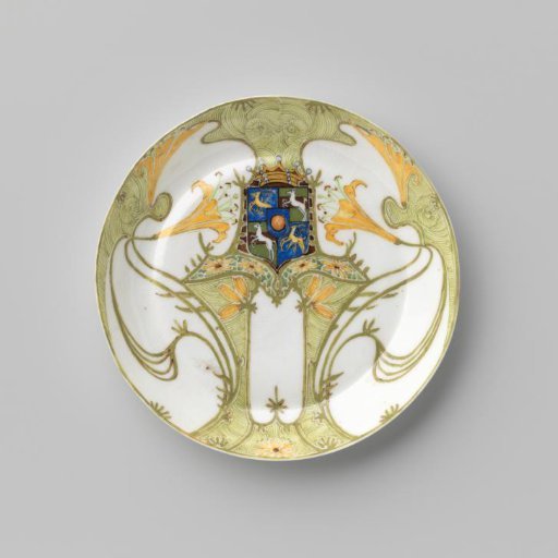 Plate, part of a tête-à-tête, painted with lilies