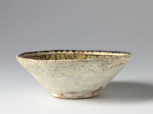 Bowl with a border with a pseudo-inscription