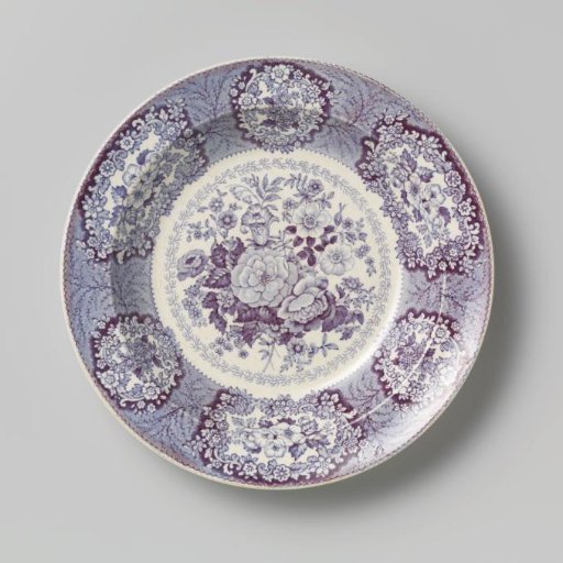 Plate with a decoration of lilac flowers
