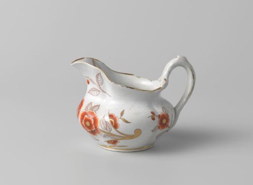 Milk jug, four-lobed, with golden branches with orange flowers