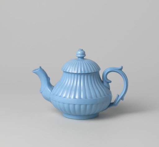 Lid, blue, with fluted sides