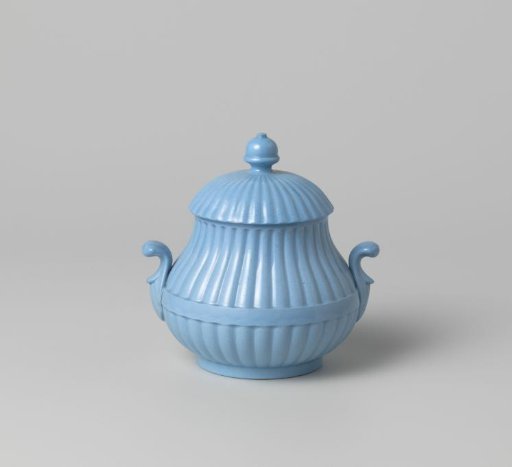 Sugar pot with lid, blue, with sculpted wall, interrupted by a smooth horizontal band