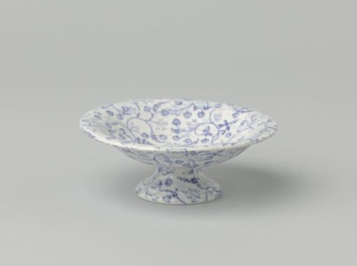 Round footed bowl